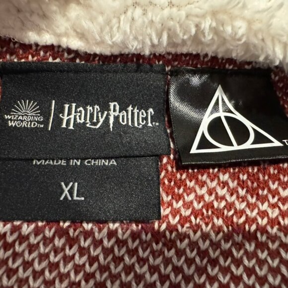 Harry Potter Fair Isle Cardigan Sweater – Cream & Cranberry – Women’s XL - Picture 3 of 7